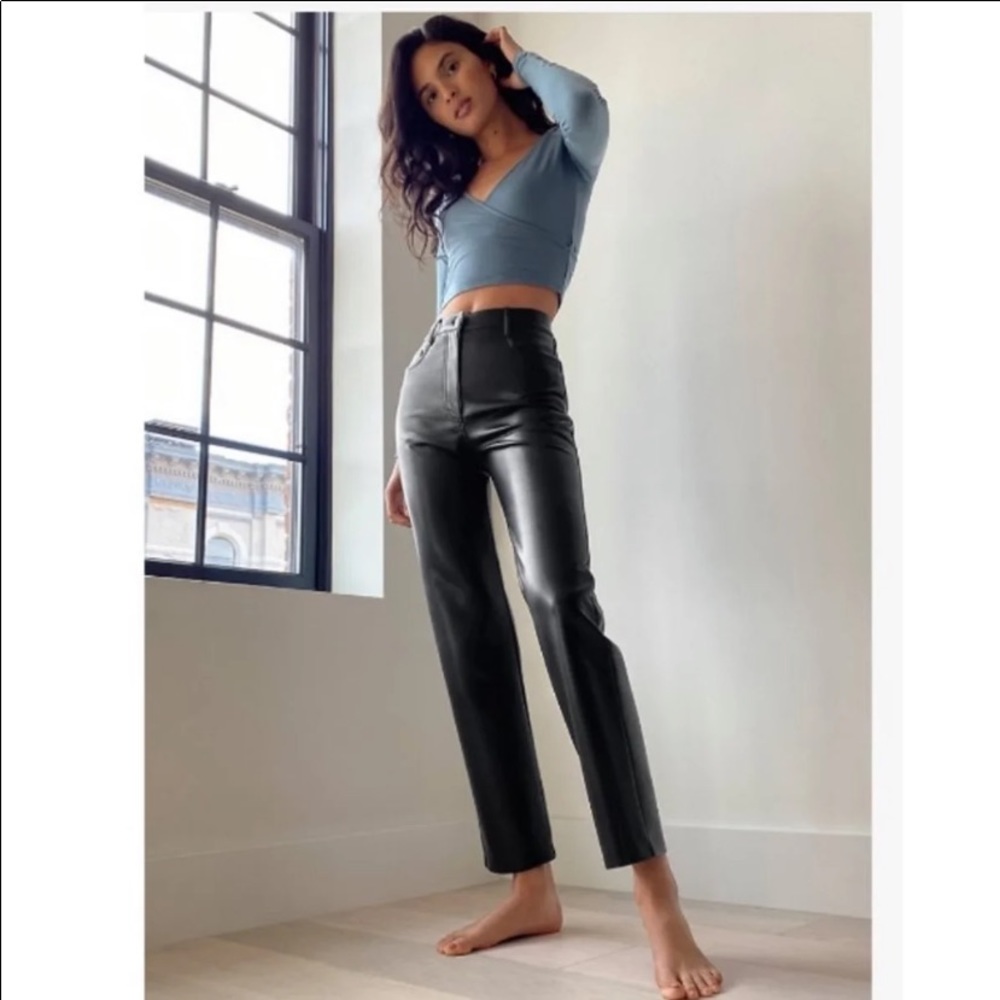 Aritzia Black High-Waisted Pants